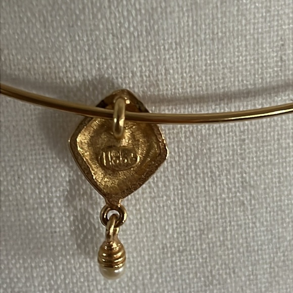 Hobe’ chocker with Amber & pearl tone pendant! - Picture 2 of 3